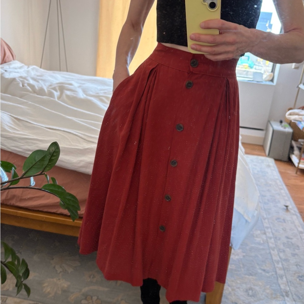 Pinkyotto Red Button-Front A-Line Skirt with Pleats - Picture 14 of 16